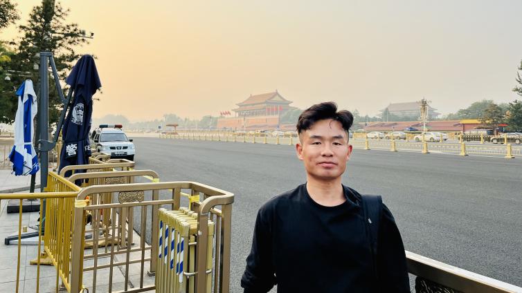 【李建伟】丹青育桃李 翰墨润边疆——我的美术教育长征路