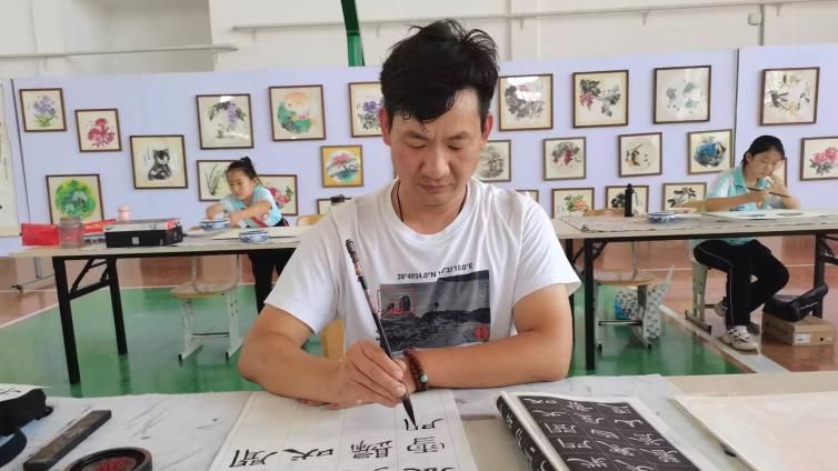 【阮国安国画工作坊】墨香满校园 丹青润童心