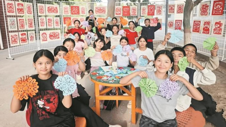 雅韵润童心 艺脉续芳华——兵团中小学以美育人弘扬兵团精神