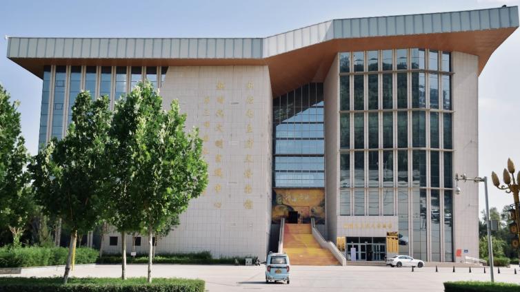 第三师图木舒克市“新疆屯垦历史博物馆”